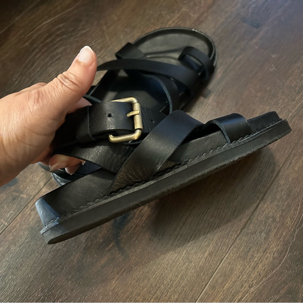 Elegant Black Ankle Strap Sandals - Picture 7 of 7